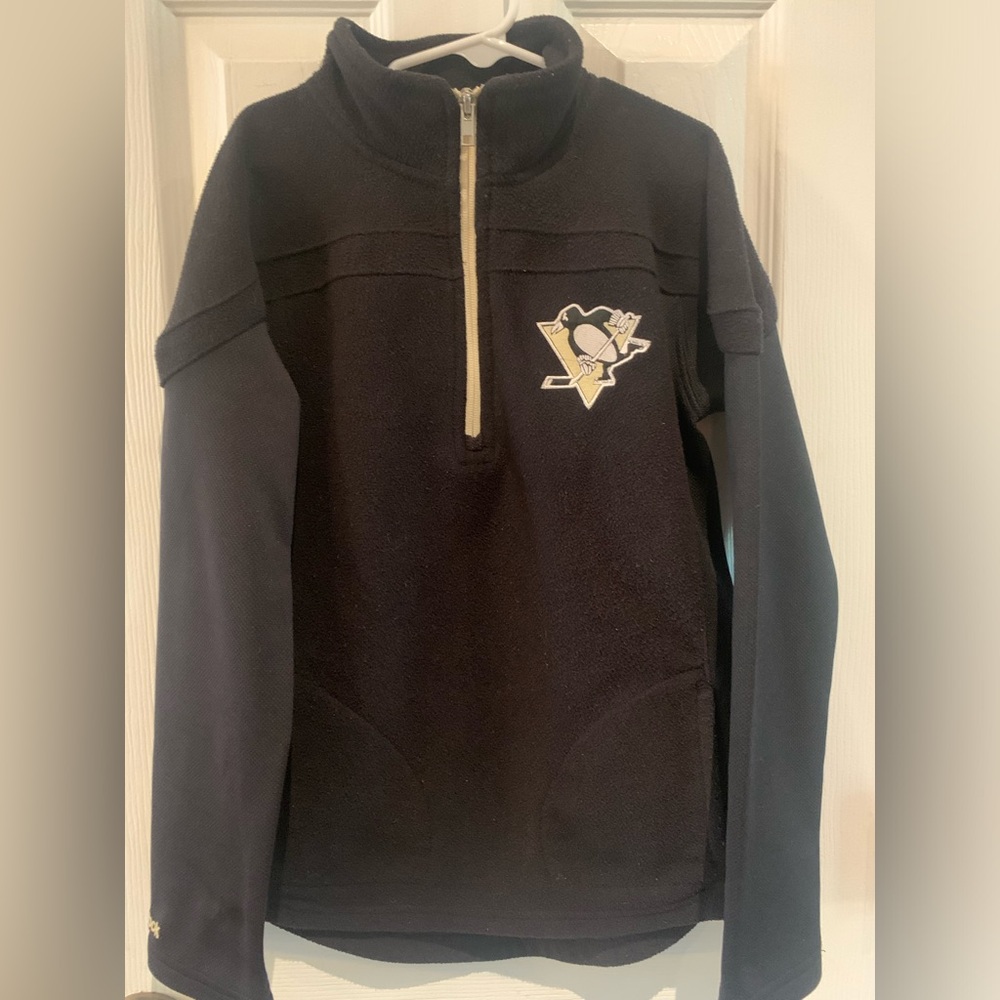 Reebok Pittsburgh Penguin 1/4 Zip Kids’ Black Pullover with embroidered Penguin